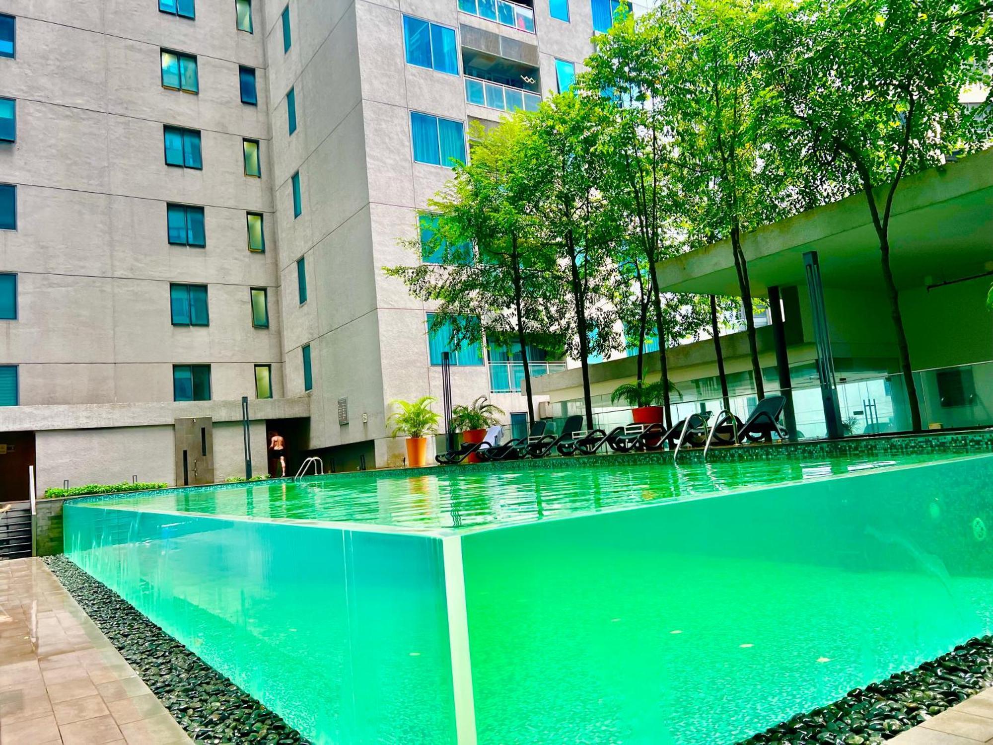 Summer Suites Klcc By Victorians Куала-Лумпур Екстер'єр фото